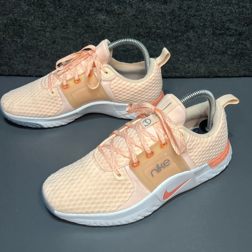 Nike Women's Renew In-Season TR 10 Size 7 - Picture 8 of 15